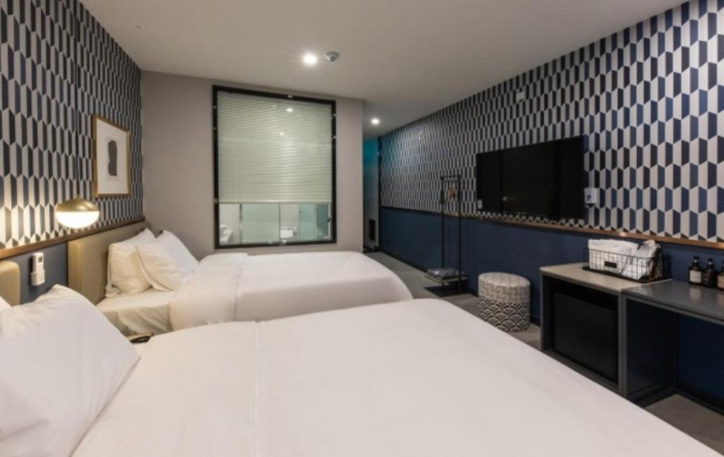 Brown Dot Hotel Deokcheon Busan Exteriör bild